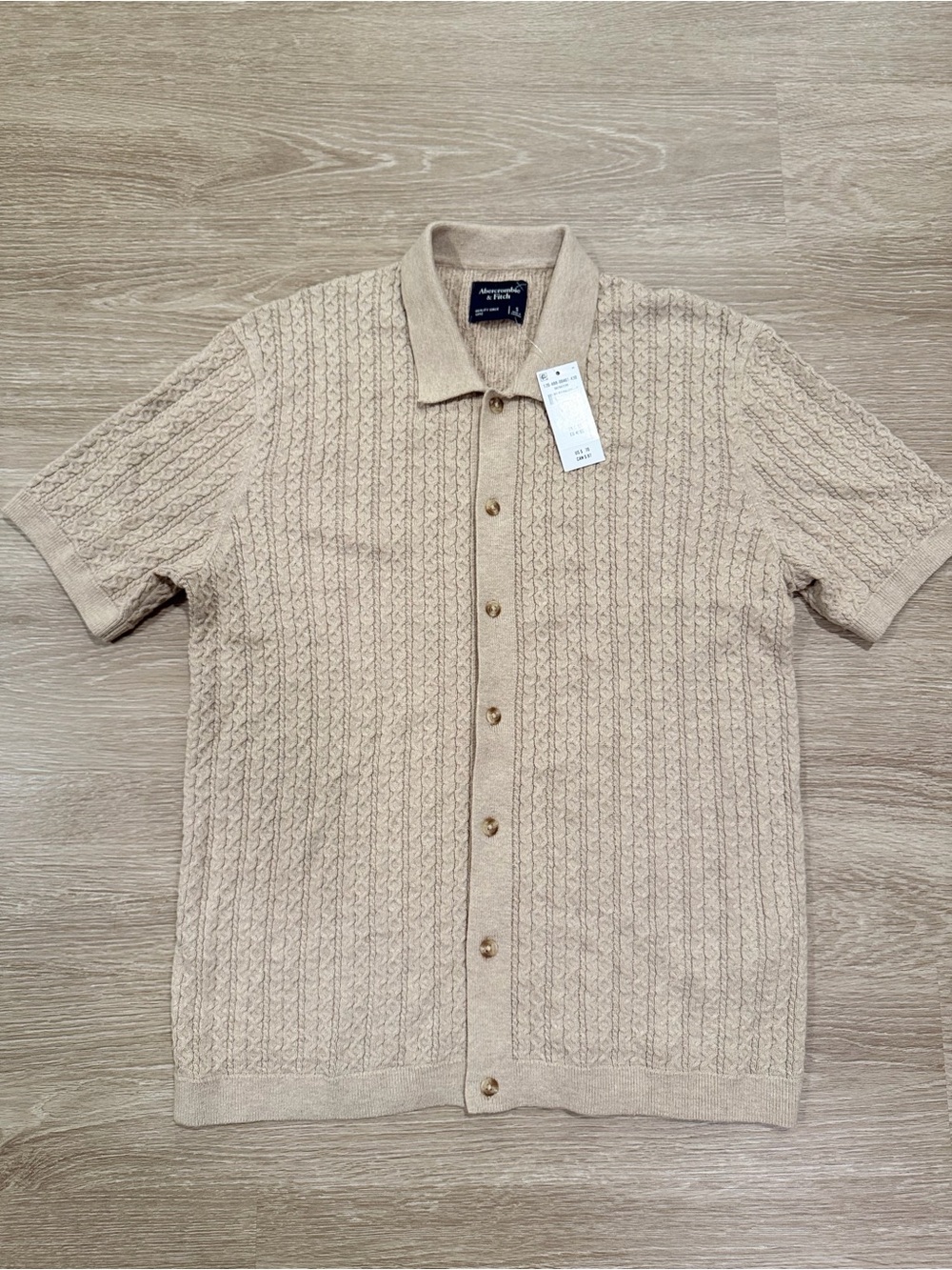 Abercrombie & Fitch Men's Beige Cable-Knit Short Sleeve Button-Down Shirt